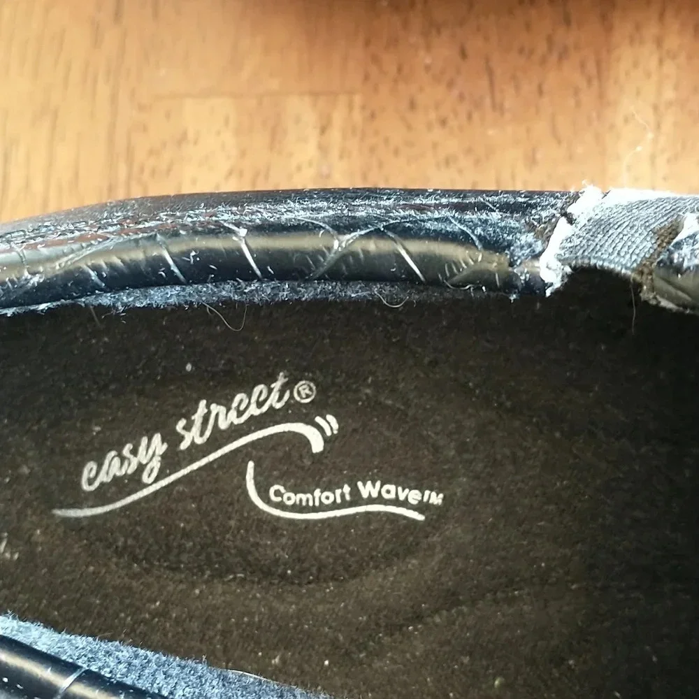Easy Street Black Ankle Boots Size7.5 - Picture 3 of 4